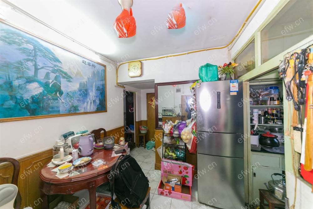 刘潭二村    地铁口待拆迁3房，楼层