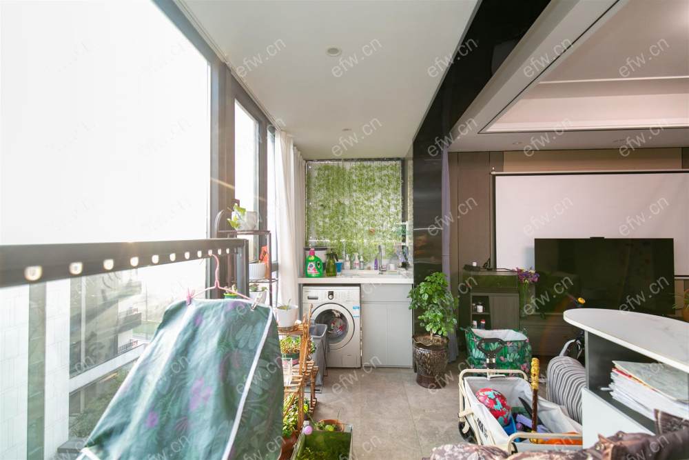 太湖如院位置好，环境优雅，125.03平米精装3房