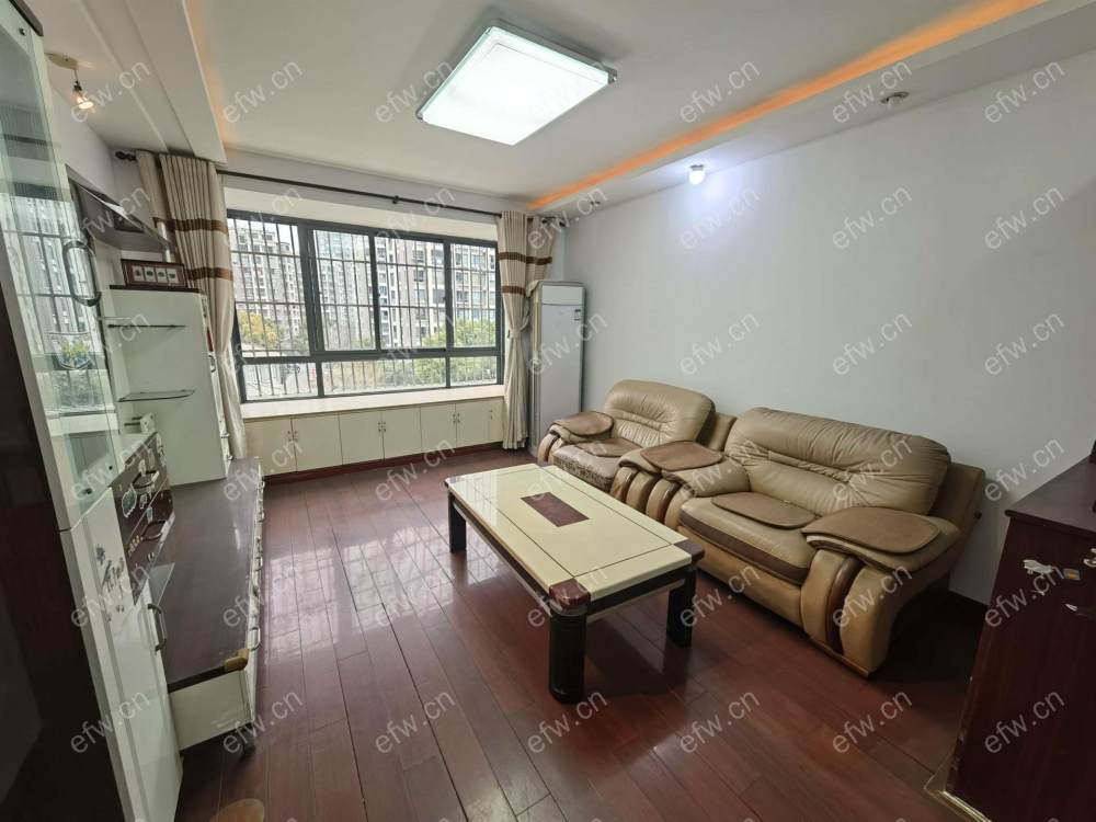 康桥丽景精装3室  随时看房 拎包入住