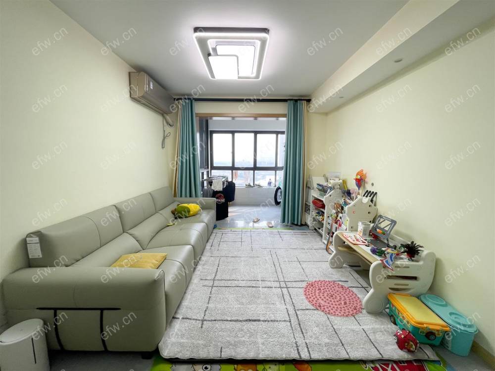 理想城市花园9期精装3房2卫