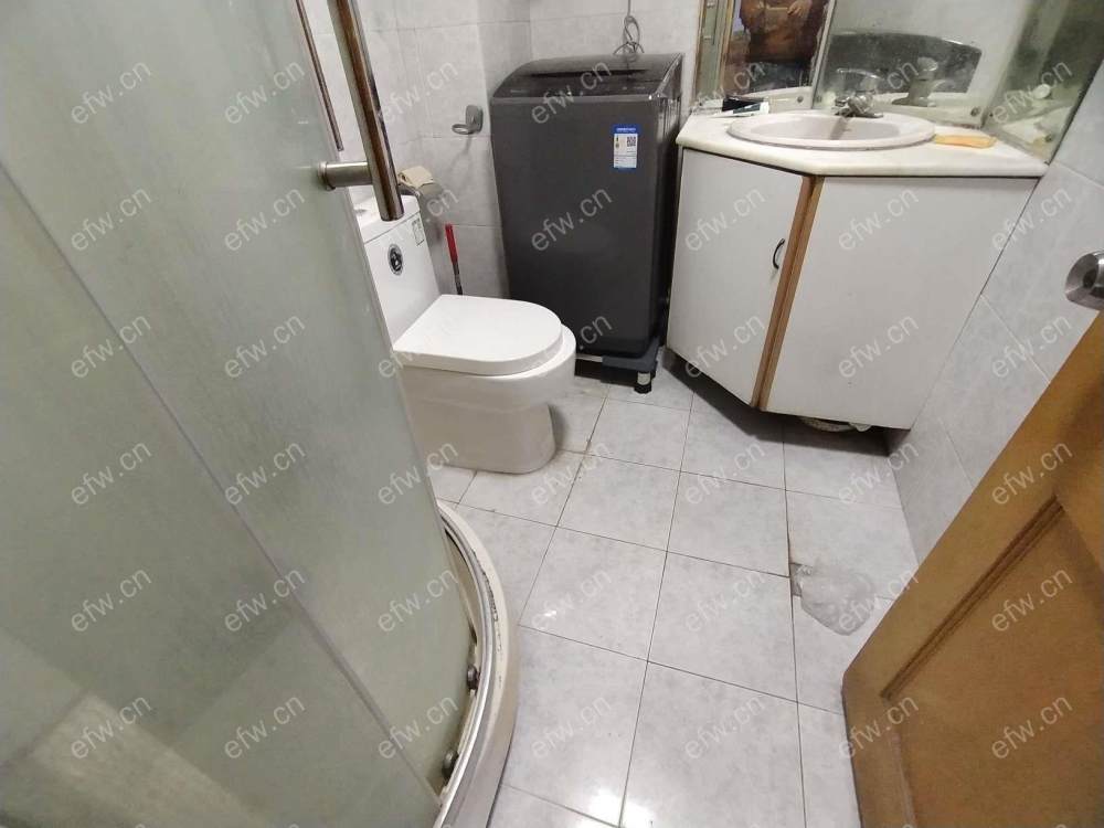 扬名一村 4室2厅