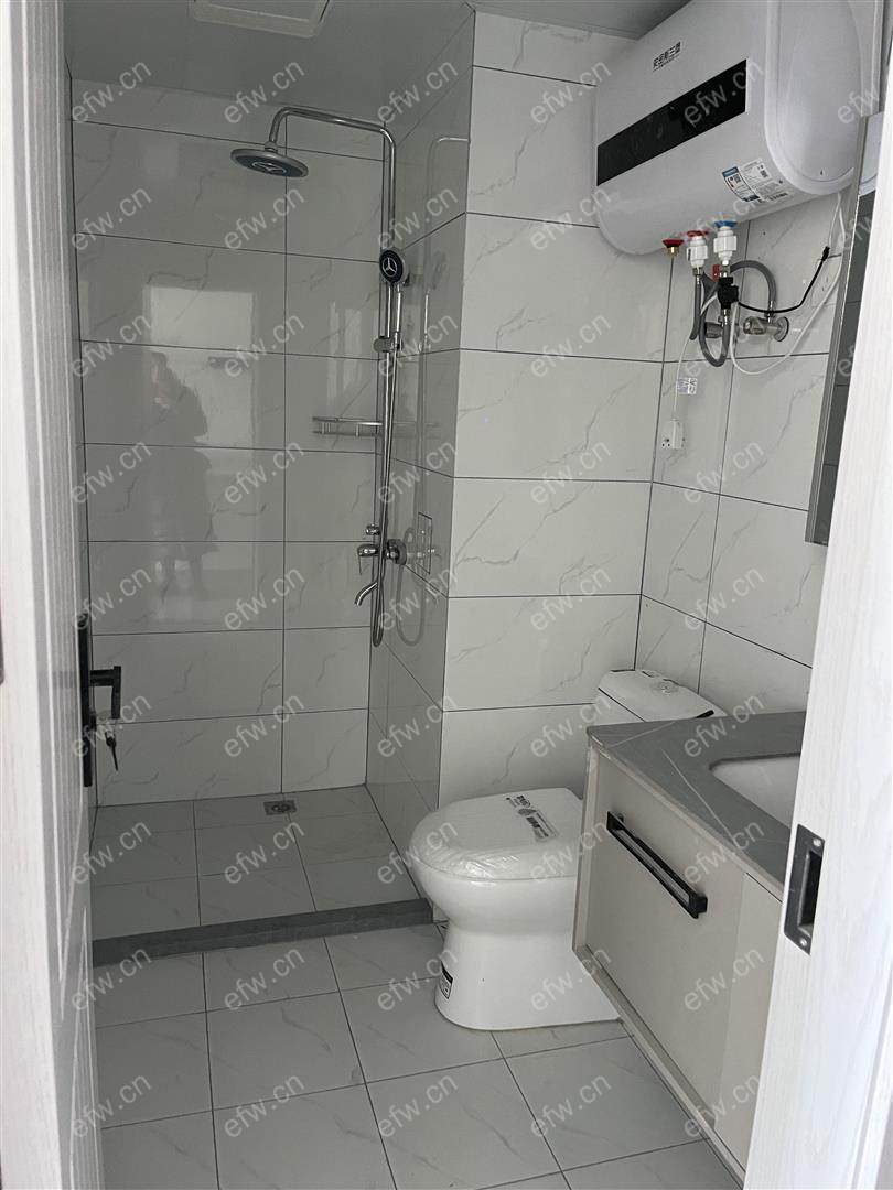 village 经典room房 东边户 全明 精装修！