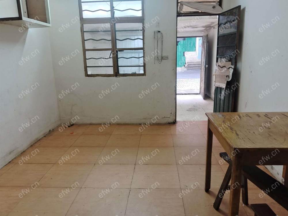 一楼待双院  钥匙在刘潭德佑