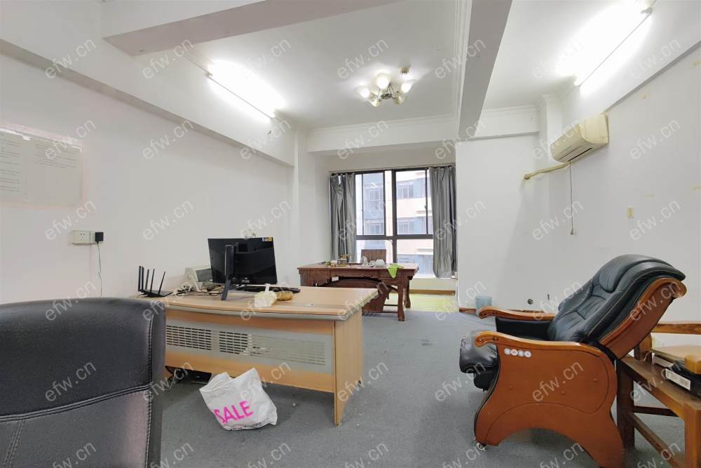 崇安区锡沪西路与广瑞路交汇处 崇安区锡沪西路与广瑞路交汇处