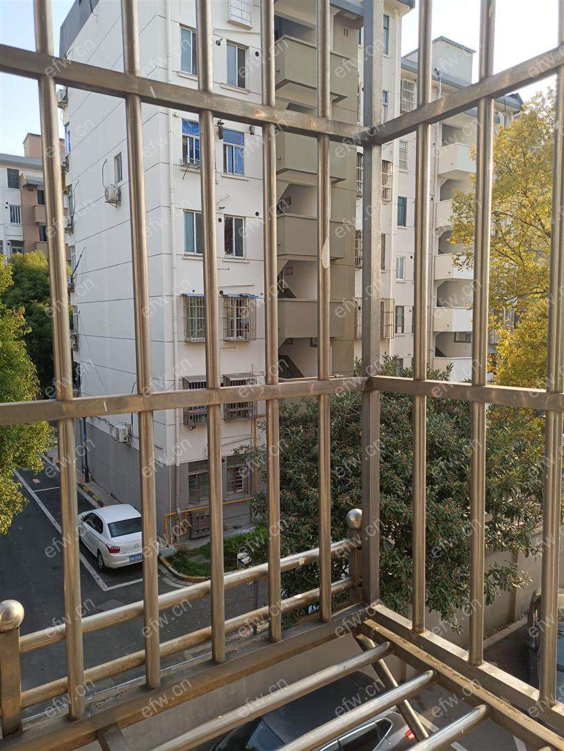 芦庄六区兰苑两房一厅一卫