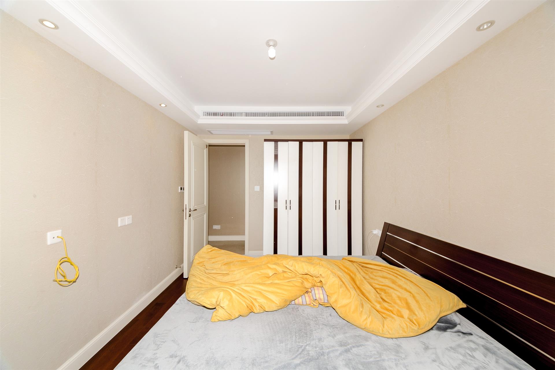 融创朗山(溪岸景园二区36-49)