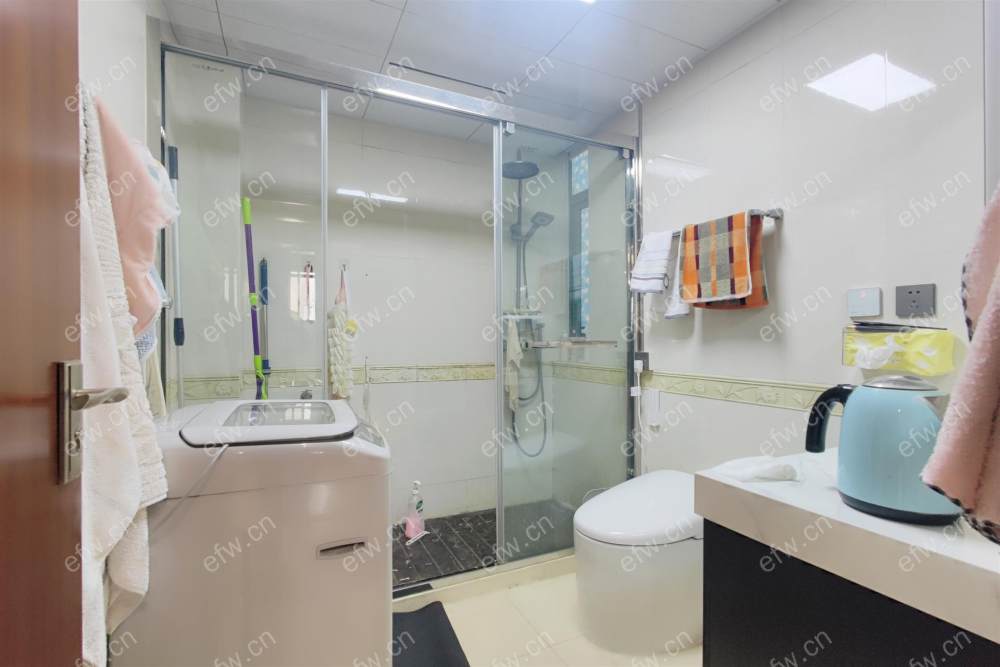 东坊雅居 3室2厅2卫 132.7平