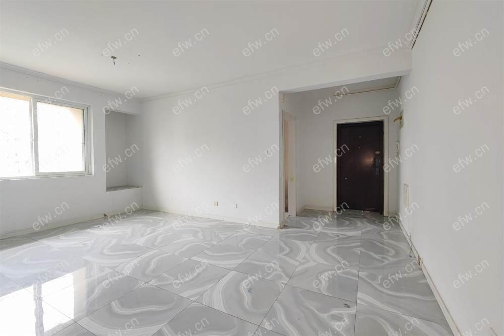 village  简装room房 南北通透 全新未住 性价比 业主诚售