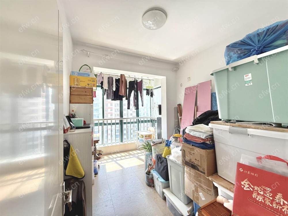精装修二房 小高层 拎包入住