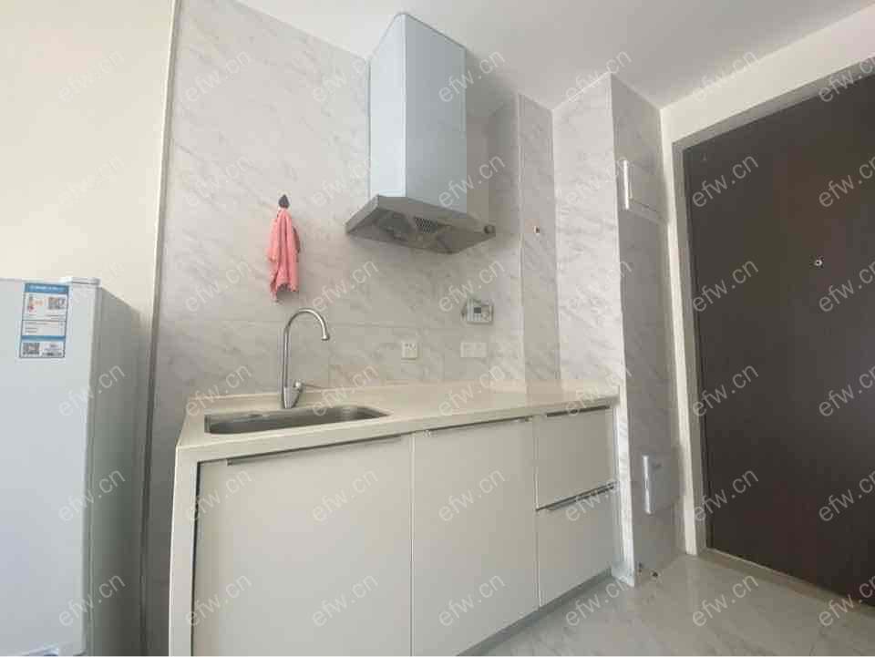三号线地铁口精装酒店公寓拎包可住