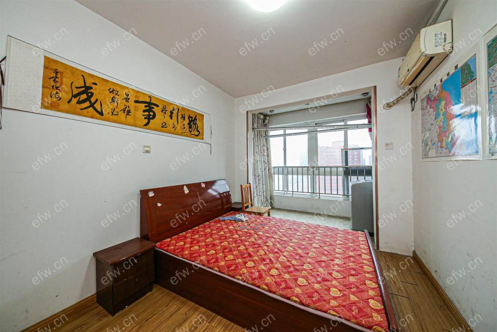 梨花家园 3室2厅 136平
