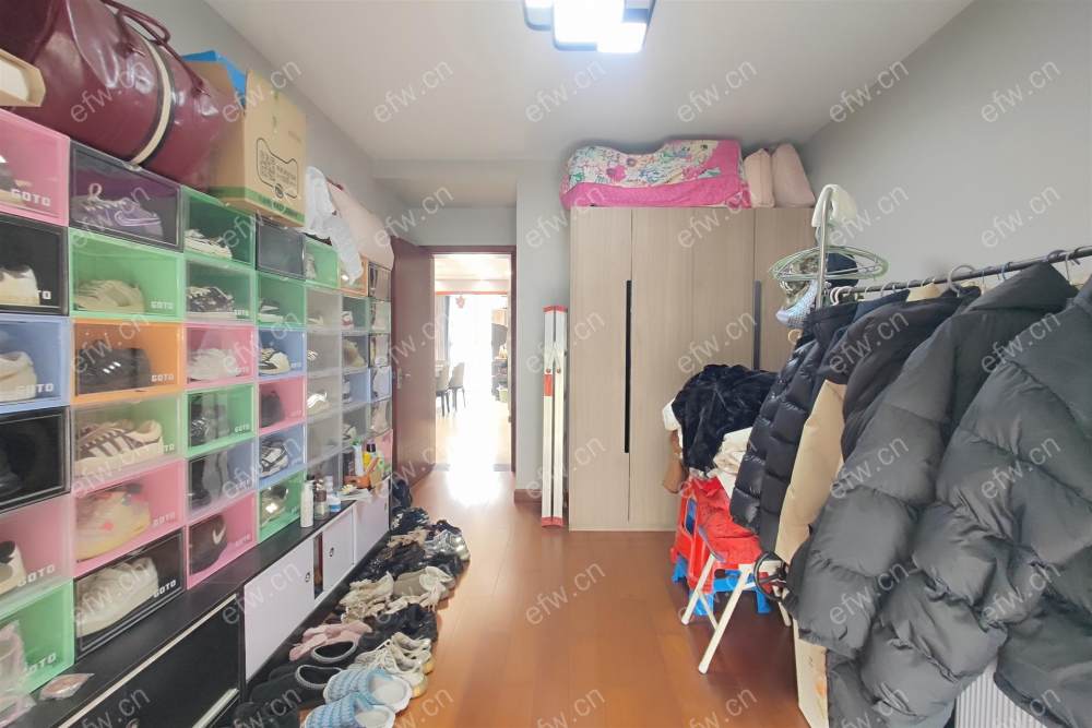 东坊雅居 3室2厅2卫 132.7平