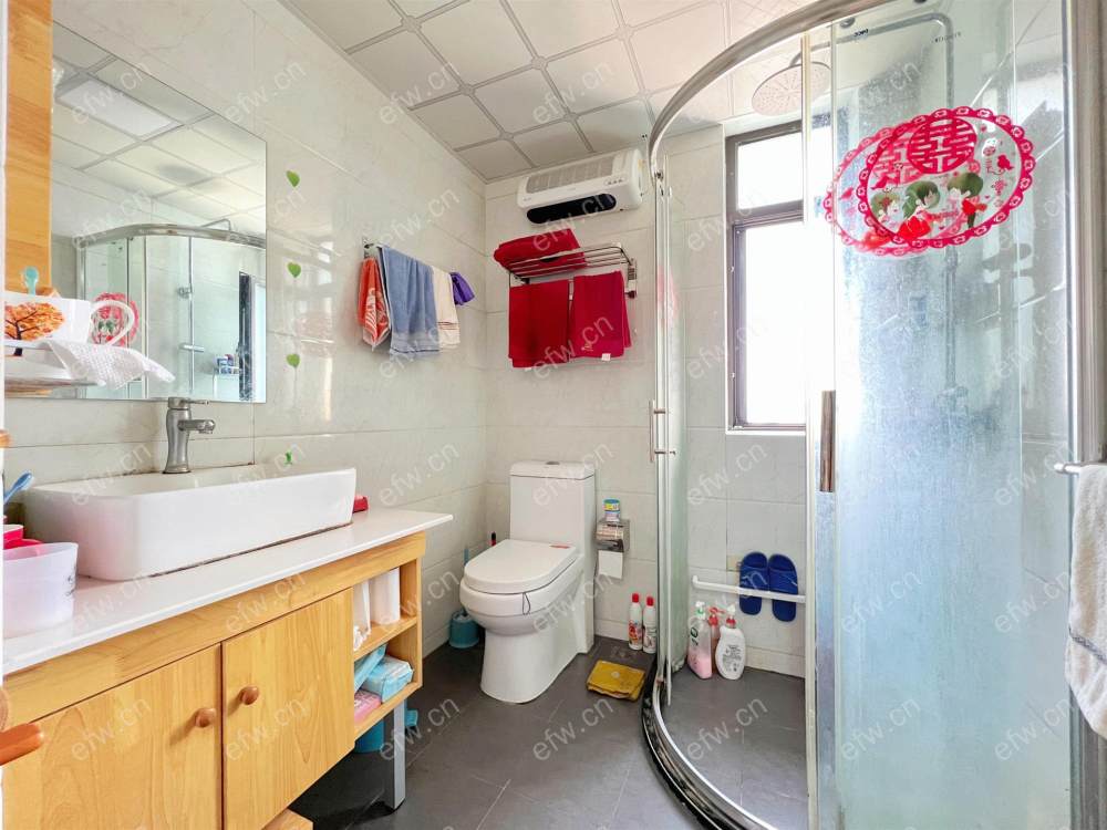 自住精装两室两厅一卫