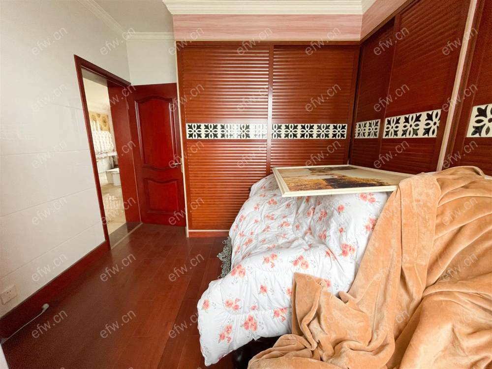 堰新苑全新装修没怎么住过 诚心出售