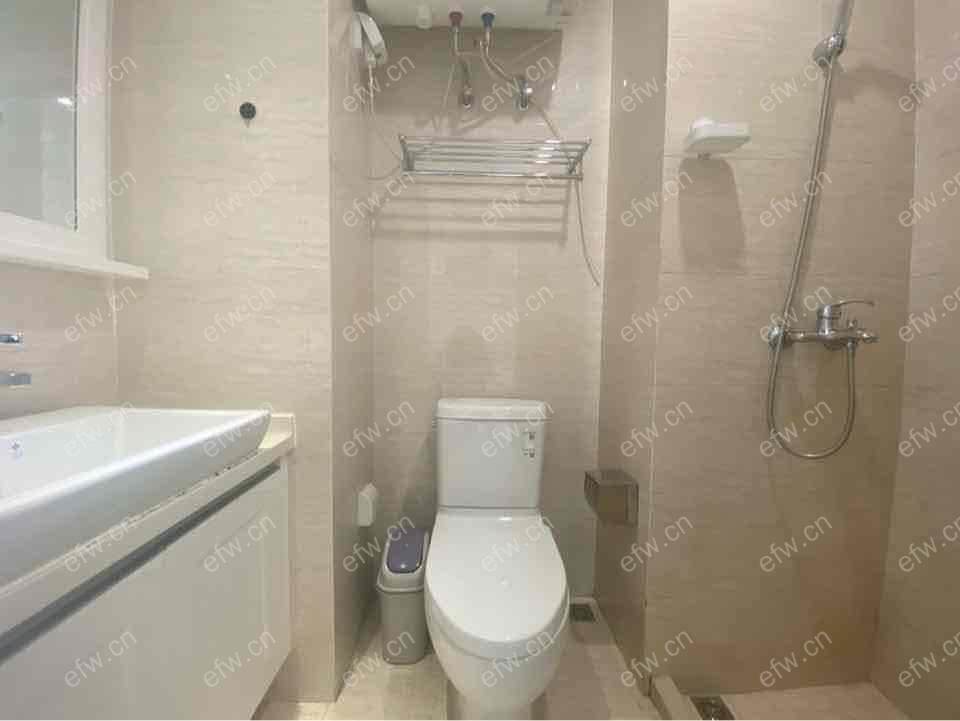 三号线地铁口精装酒店公寓拎包可住