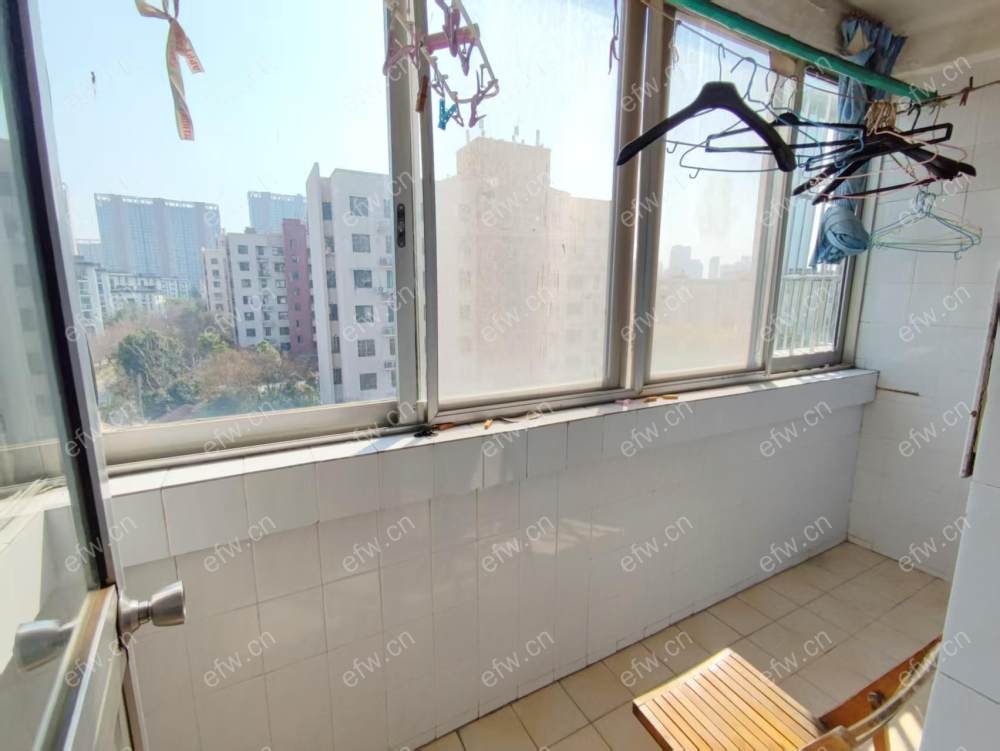 溪南新村（南区）精装3室  随时看房 拎包入住