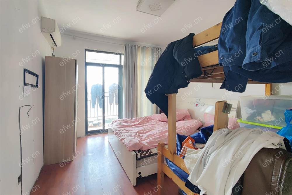 毛坯2房 出租到6月份  土出未交