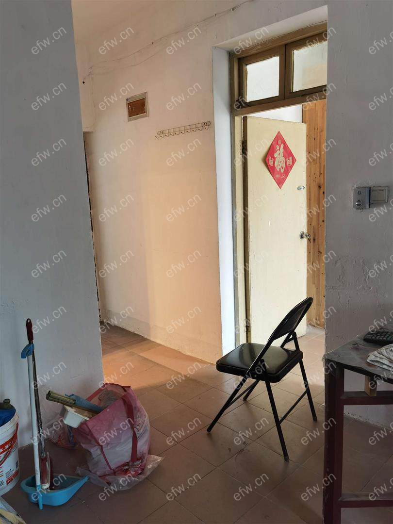 芦庄六区精装1室  随时看房 拎包入住