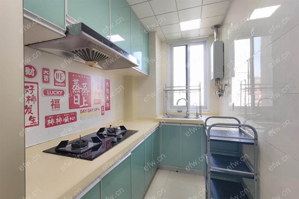 蓝光五彩城 精装三房两卫
