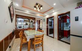 泰隆名居精装电梯三房