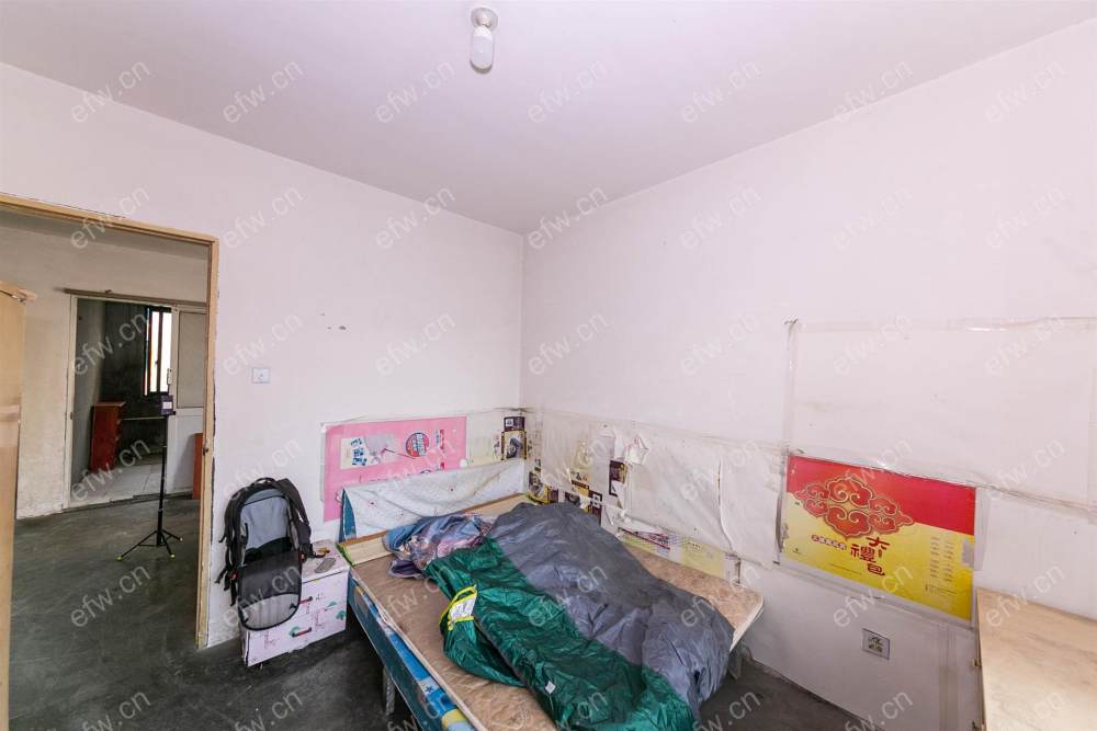 林陆苑中装3房 买一层送一层