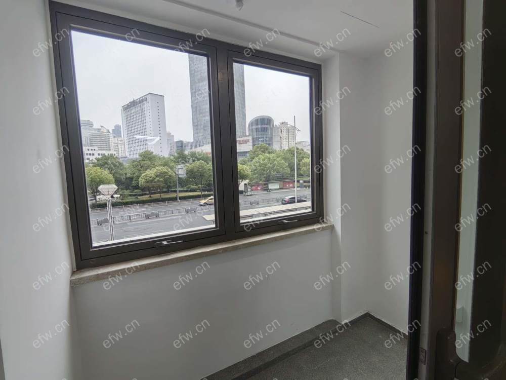 家电齐全 带飘窗 保利达江湾城 采光好 绿化好