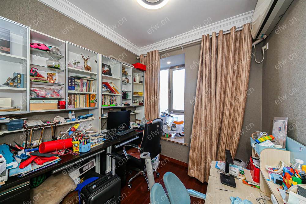 蔚蓝观邸 自住结婚装修 诚心出售