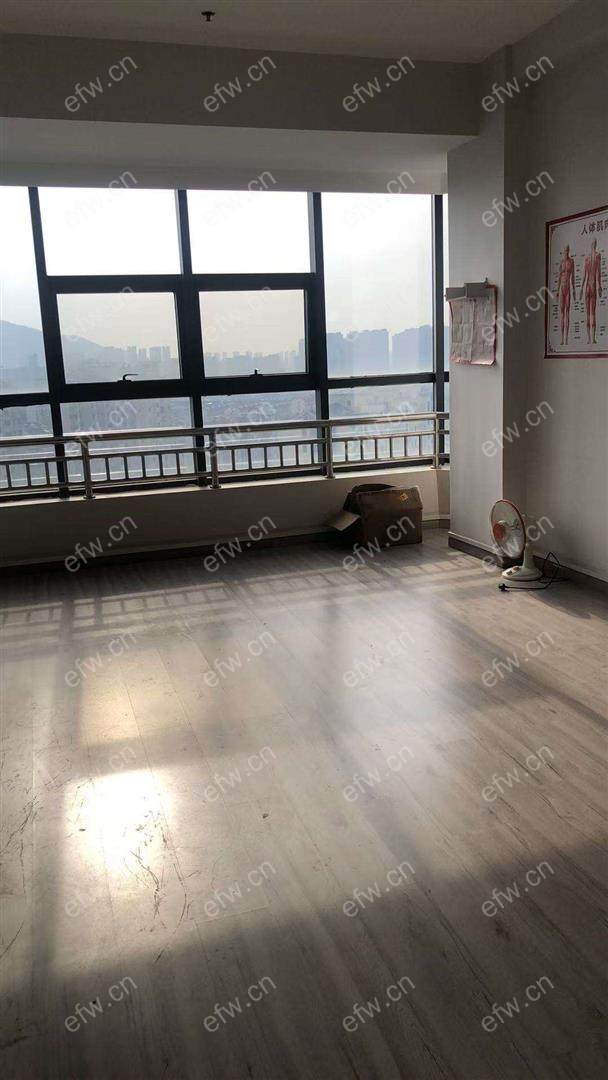 盛唐乐享城精装单间出租