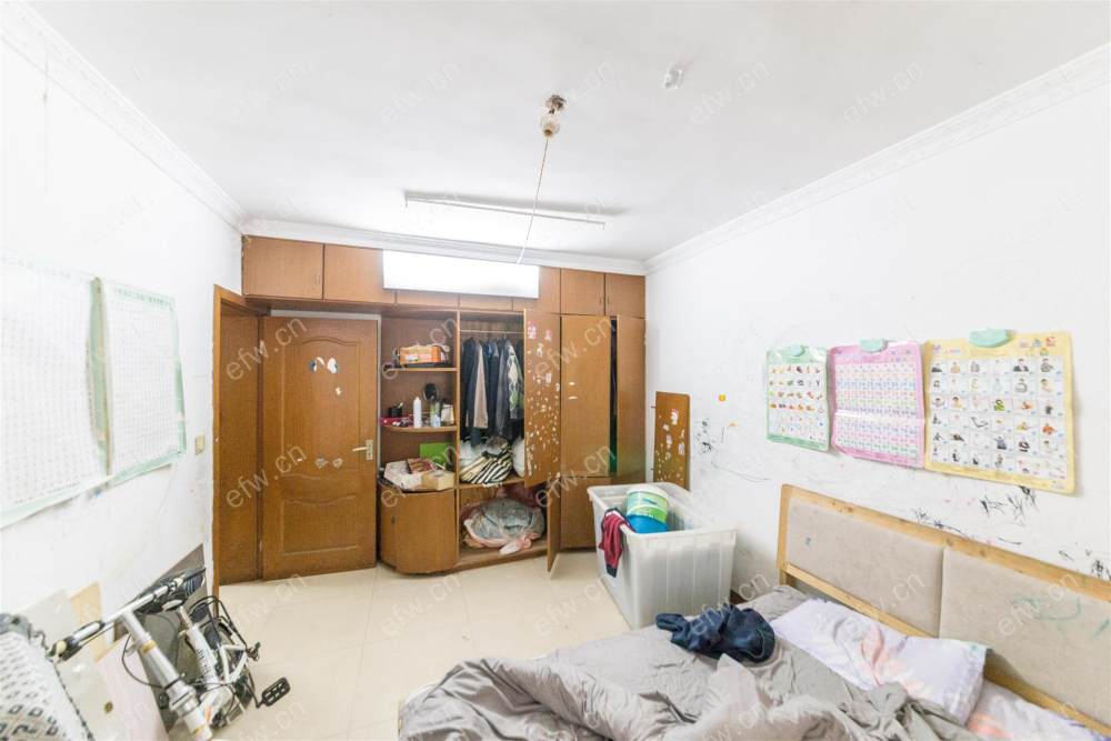 双院子，地段好，，，，