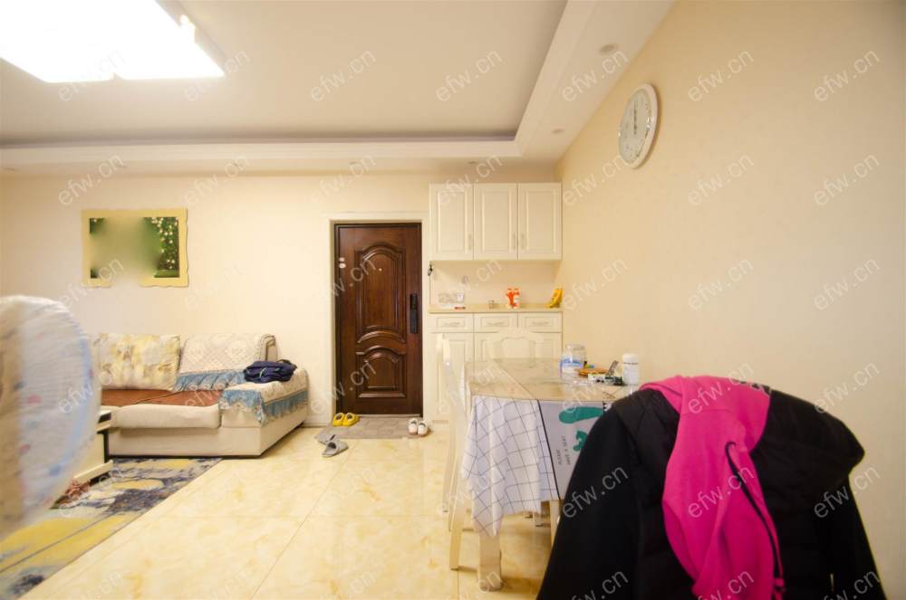 婚装全明东边户2房,扬名花园 格局工整合理