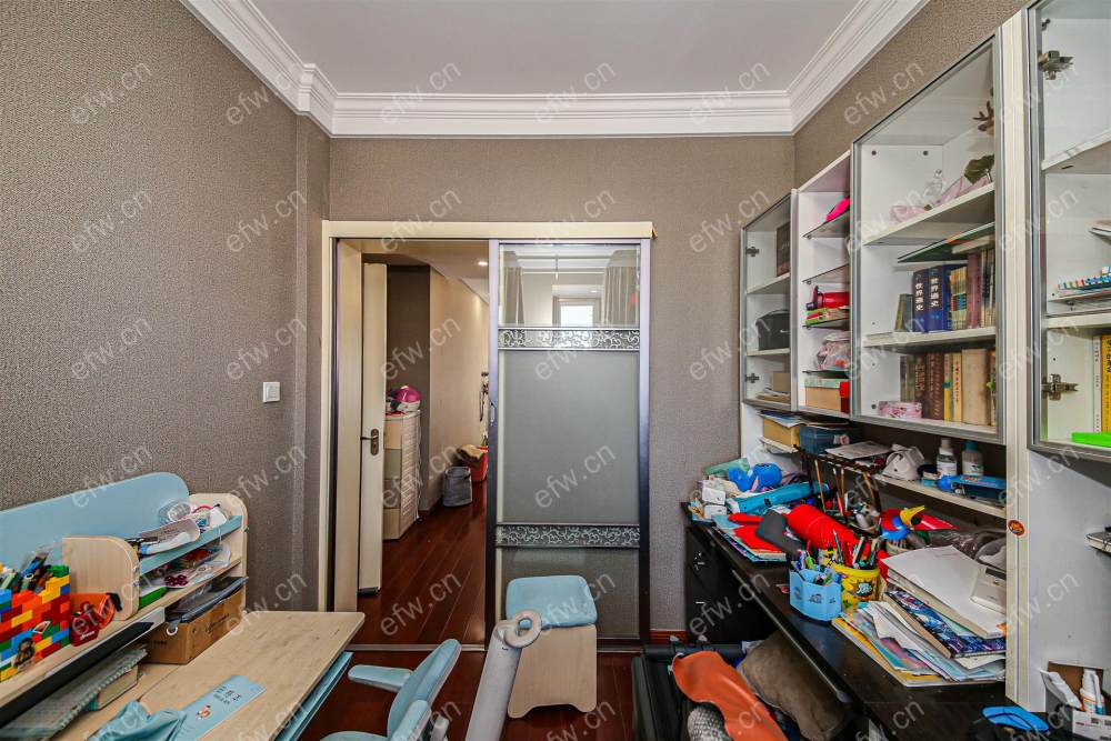 蔚蓝观邸 自住结婚装修 诚心出售