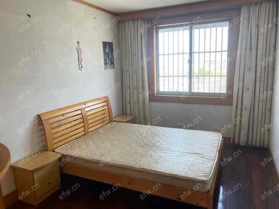 轻院小区精装3室  随时看房 拎包入住
