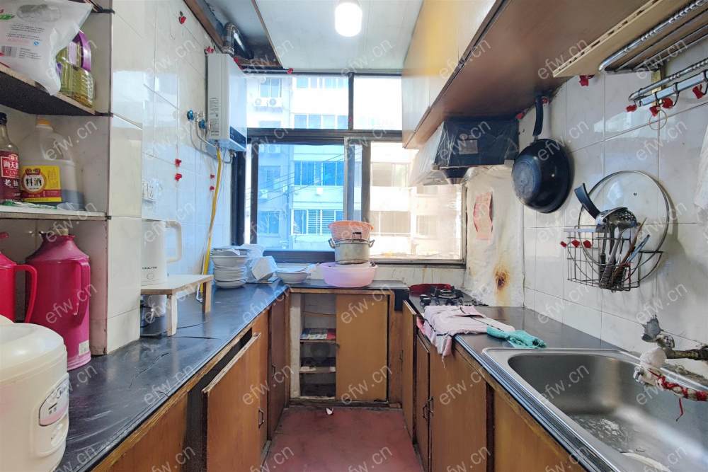 钥匙已转让大众上马墩店，房东要求好一次性付款