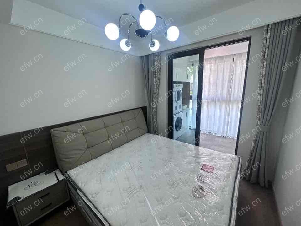 中梁中奥溪涧堂精装3室  随时看房 拎包入住