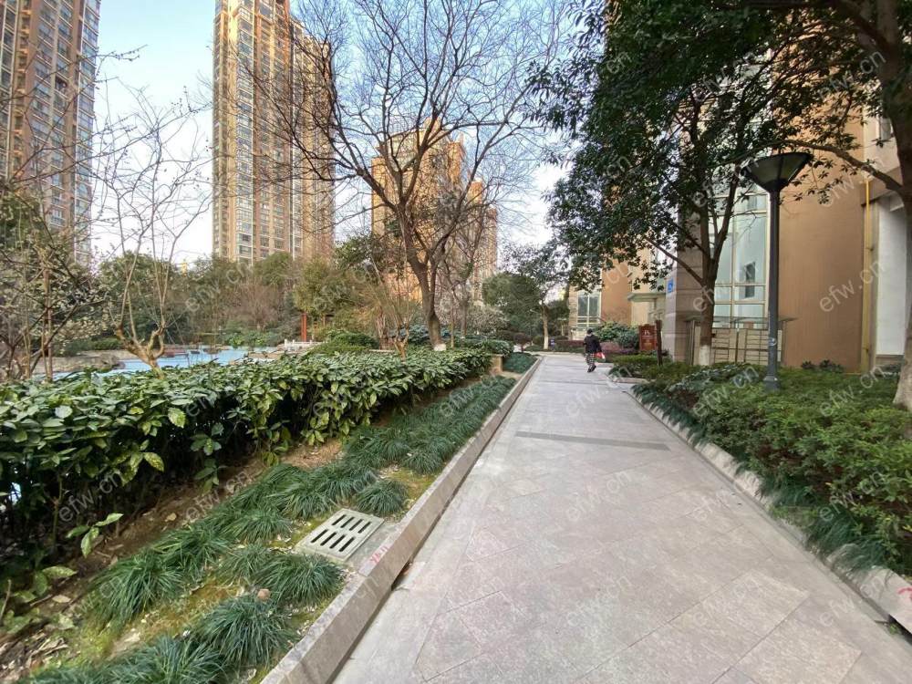 婚装全明东边户3房,瑜憬湾 格局工整合理