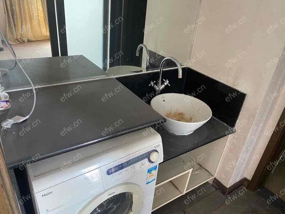 禾嘉际 1室1厅 看房提前电话联系房东