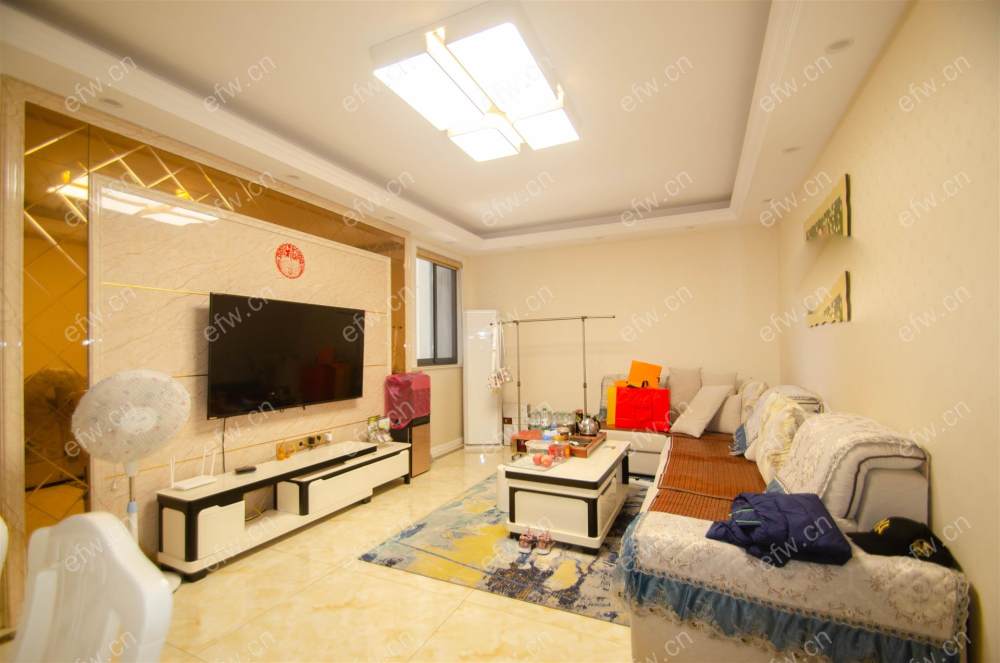 婚装全明东边户2房,扬名花园 格局工整合理