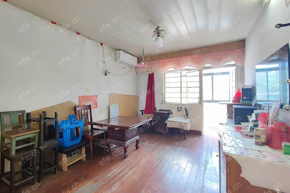 钥匙已转让大众上马墩店，房东要求好一次性付款