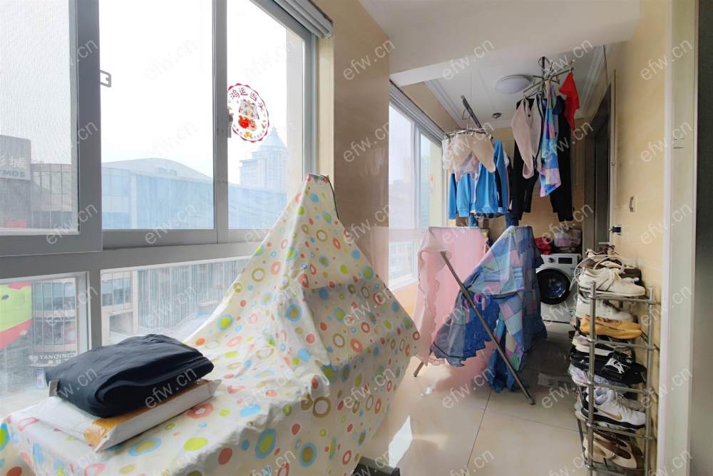 自住精装修不低于180