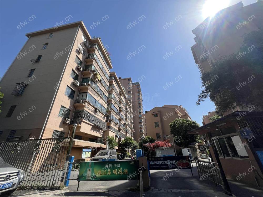 五 里 花 苑 五爱小学