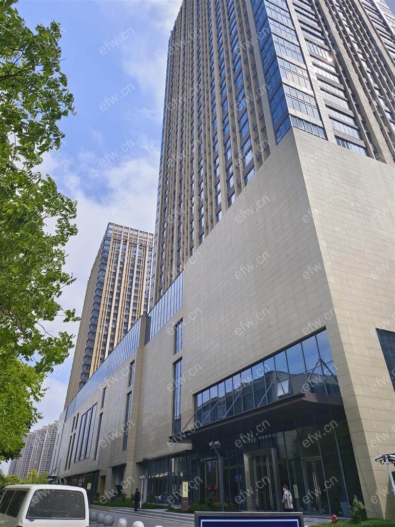 5.2米挑高朝南户诚心出售有钥匙