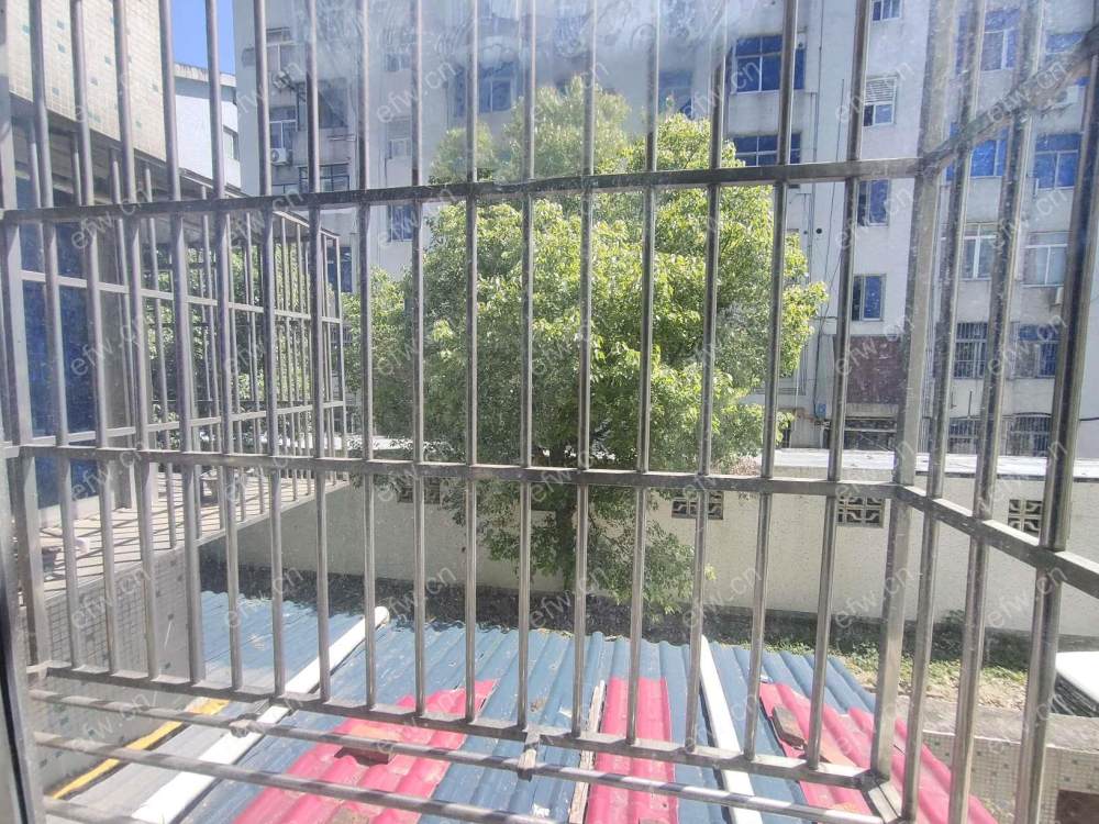 景秀苑精装3室  随时看房 拎包入住