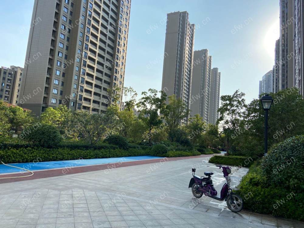 苏宁A区精装小三房 小区前排采光无敌  总价低  可用