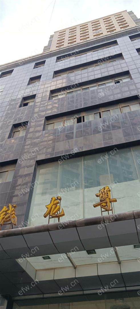 带阳光房 面积很大 随时入住 看房