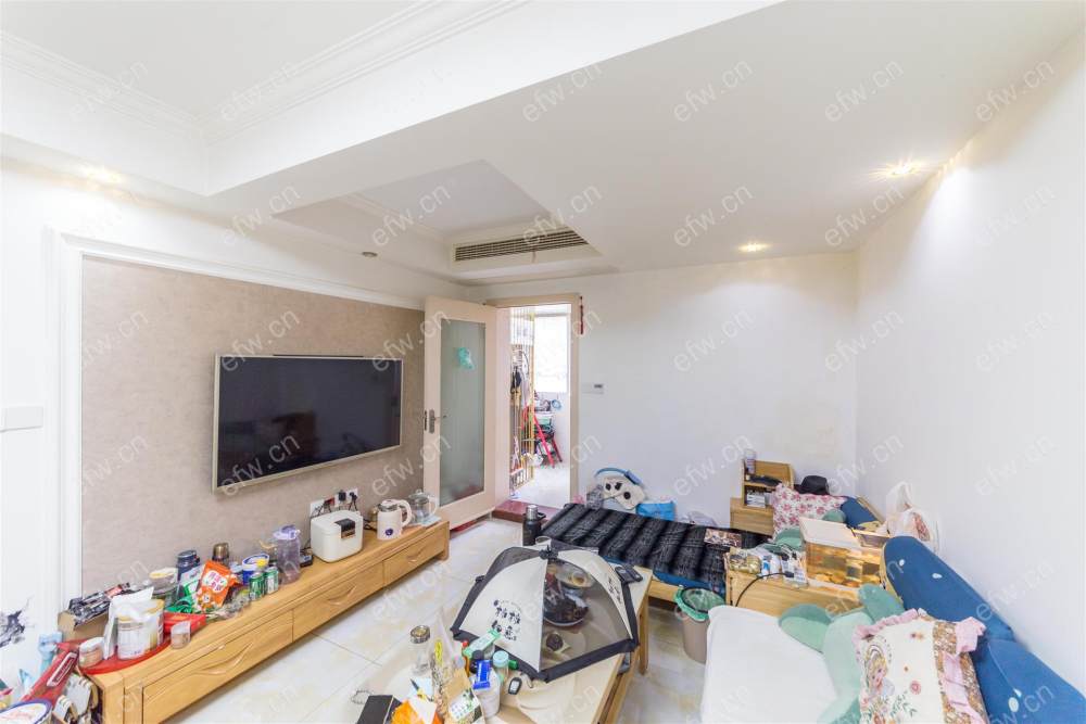 婚装全明东边户2房,惠峰新村 格局工整合理
