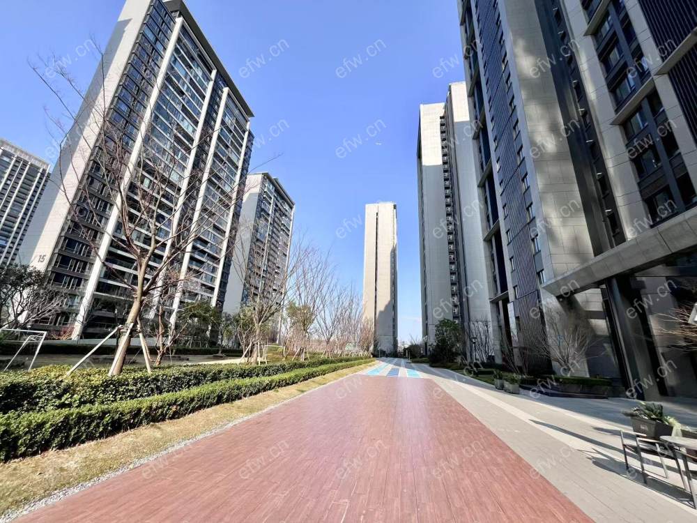 婚装全明东边户3房,愉樾天成 格局工整合理