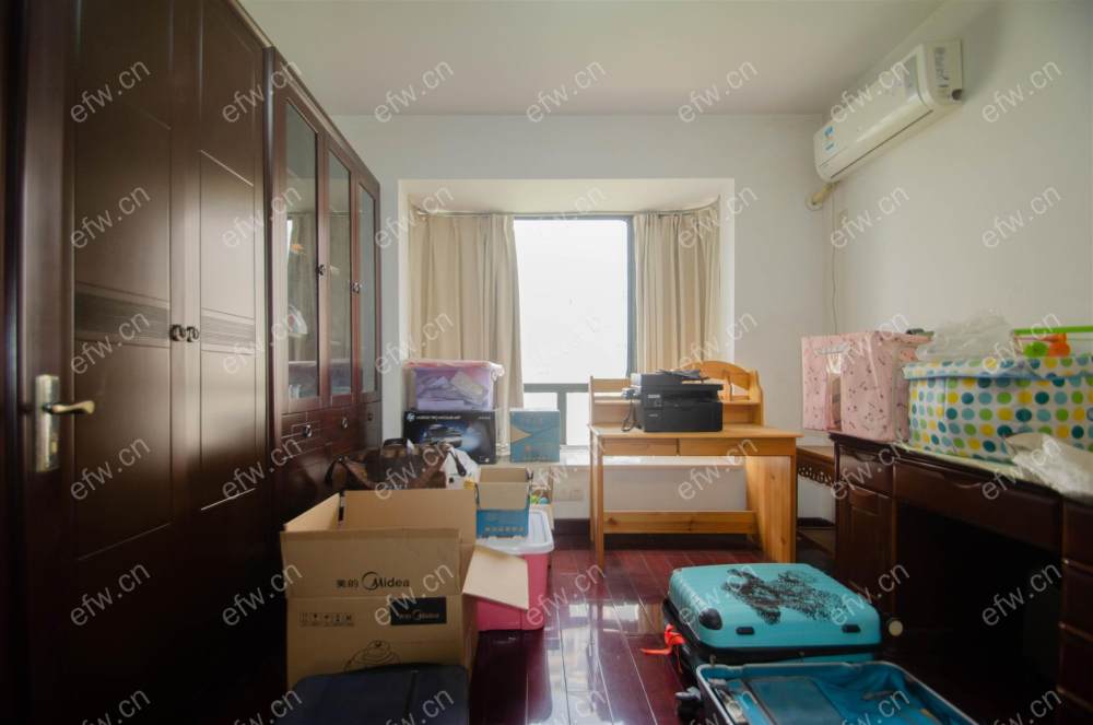 3房豪装拎包即住,金色江南二期(颐景花园)尽享优雅品质,多重阳台+飘窗