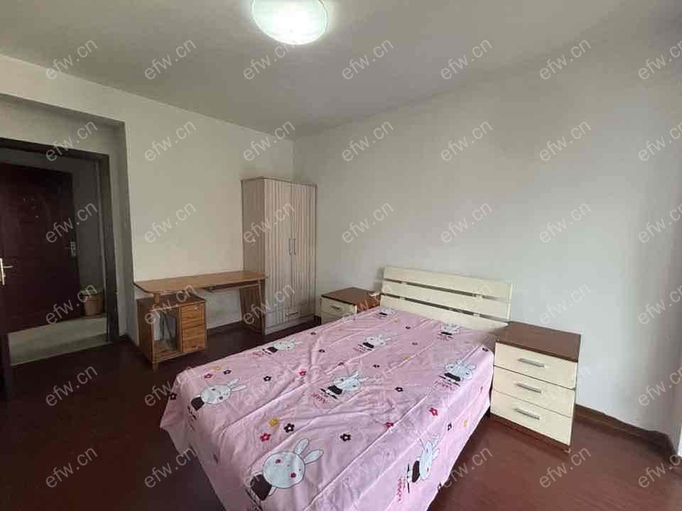 鸿桥苑 精装三房 中间楼层