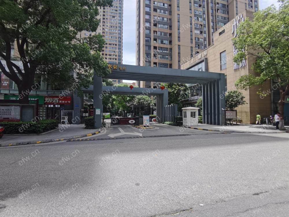 家具。家电可以留，价格不包含车位