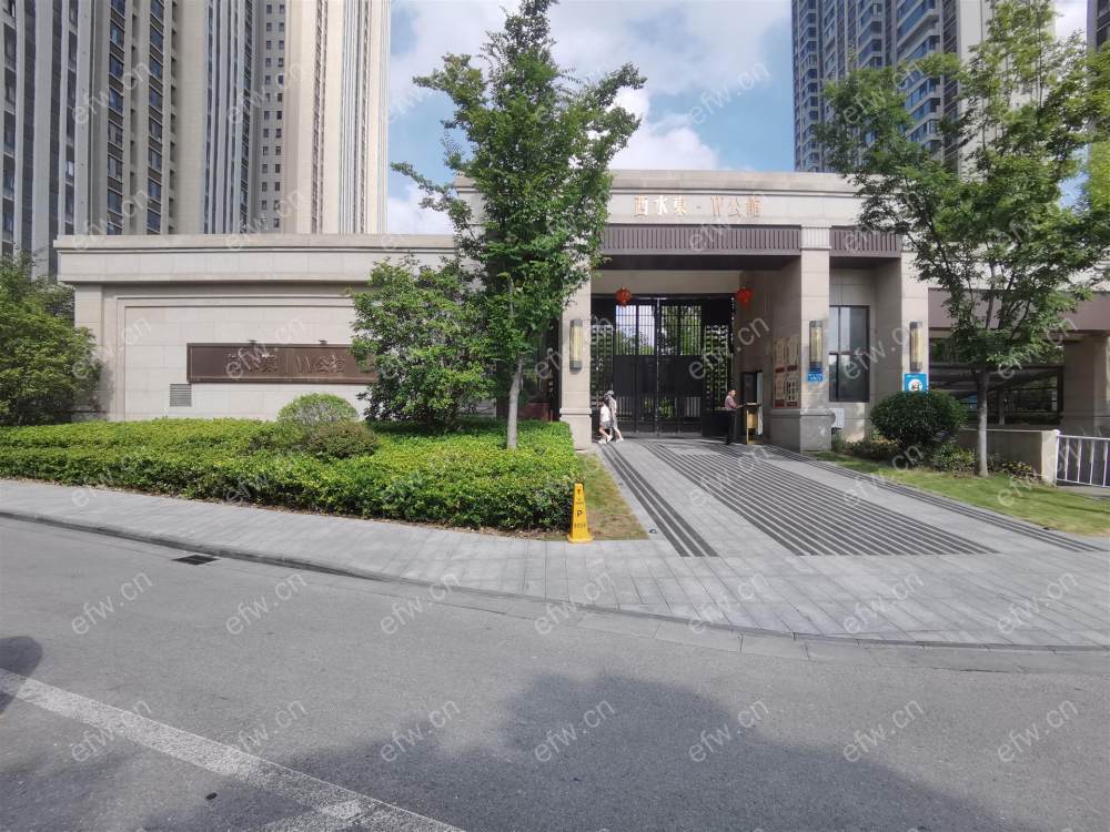 西水东公馆 精装修好房 全明户型 三开间朝南 东边户 客厅宽敞明亮 随时看房